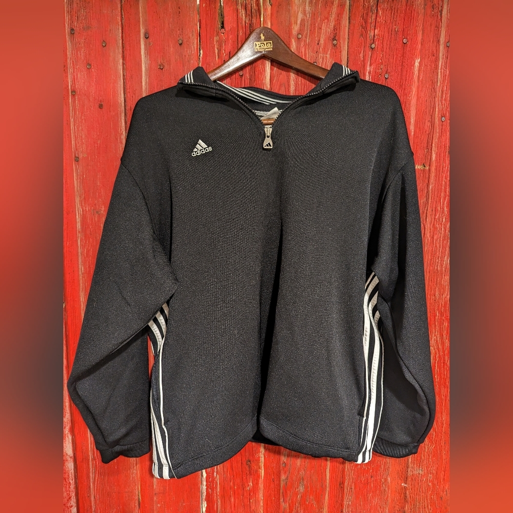 Retro Adidas Men's Pull Over Crew Neck